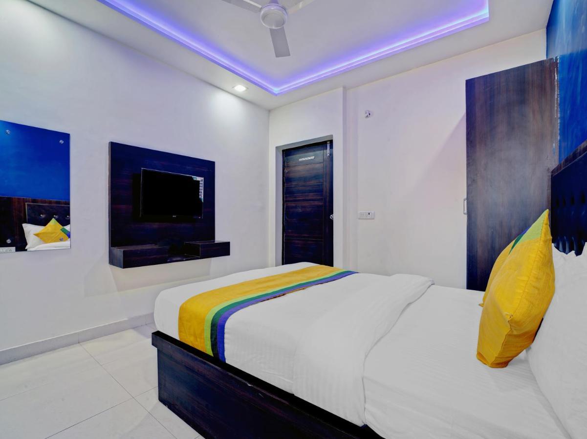Hotel The Orient Tree, Agra Агра Екстер'єр фото