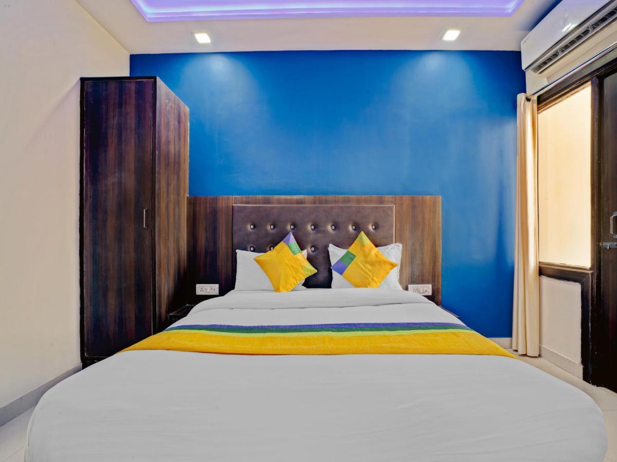 Hotel The Orient Tree, Agra Агра Екстер'єр фото